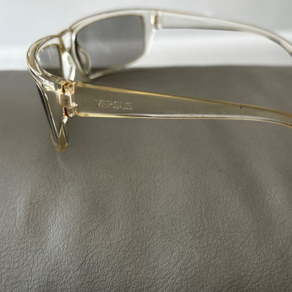 Vesus  by VersaceSunglasses - Picture 8 of 8